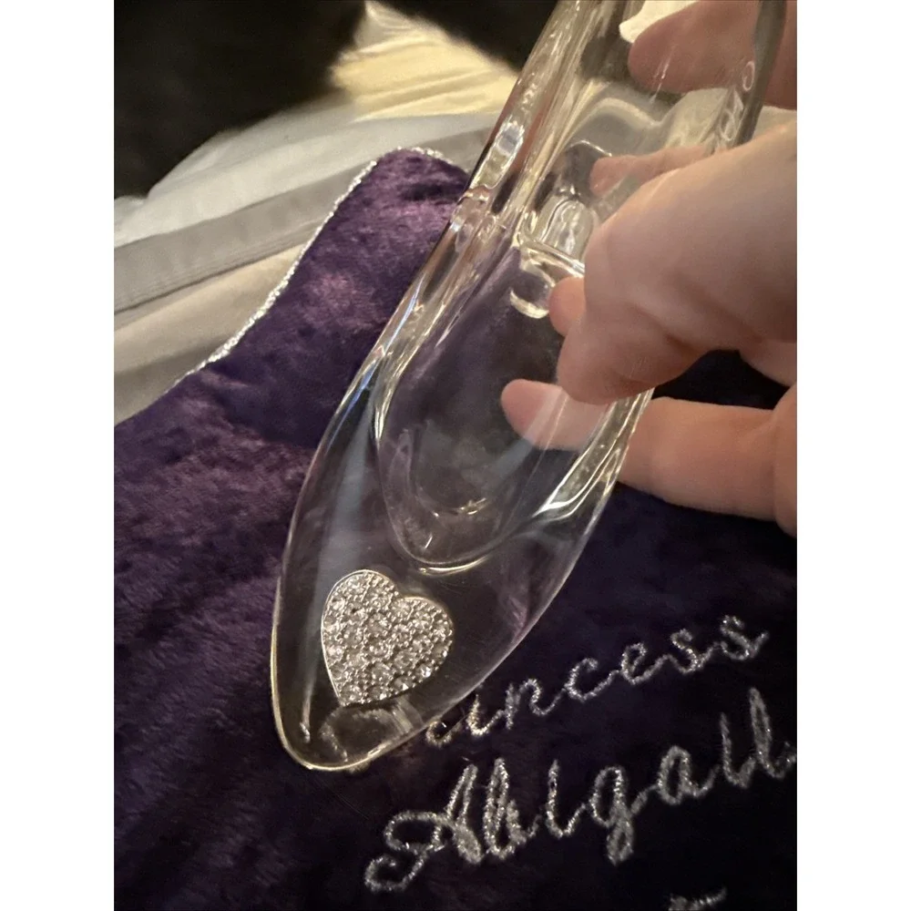 Walt Disney World Cinderellas Castle Glass Slipper And Pillow (Abby)